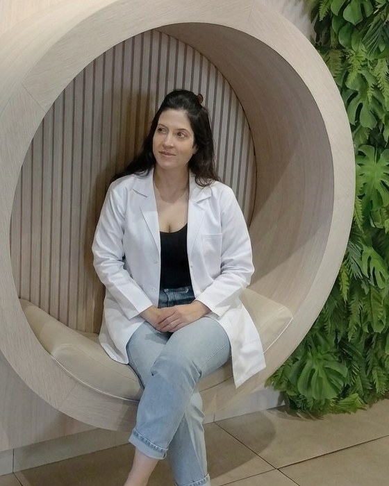 Dra. Laura Rissoni Rio · Médica